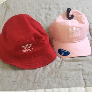 Selling - Adidas bucket hat only